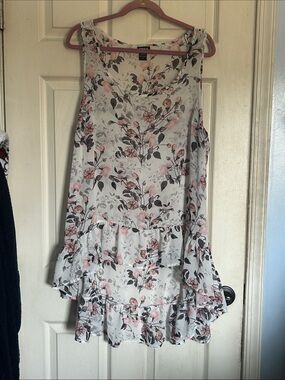 Torrid floral print sheer chiffon high low tunic tank size 2X